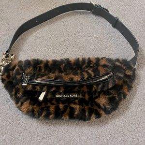Michale Kors Fanny pack NWOT